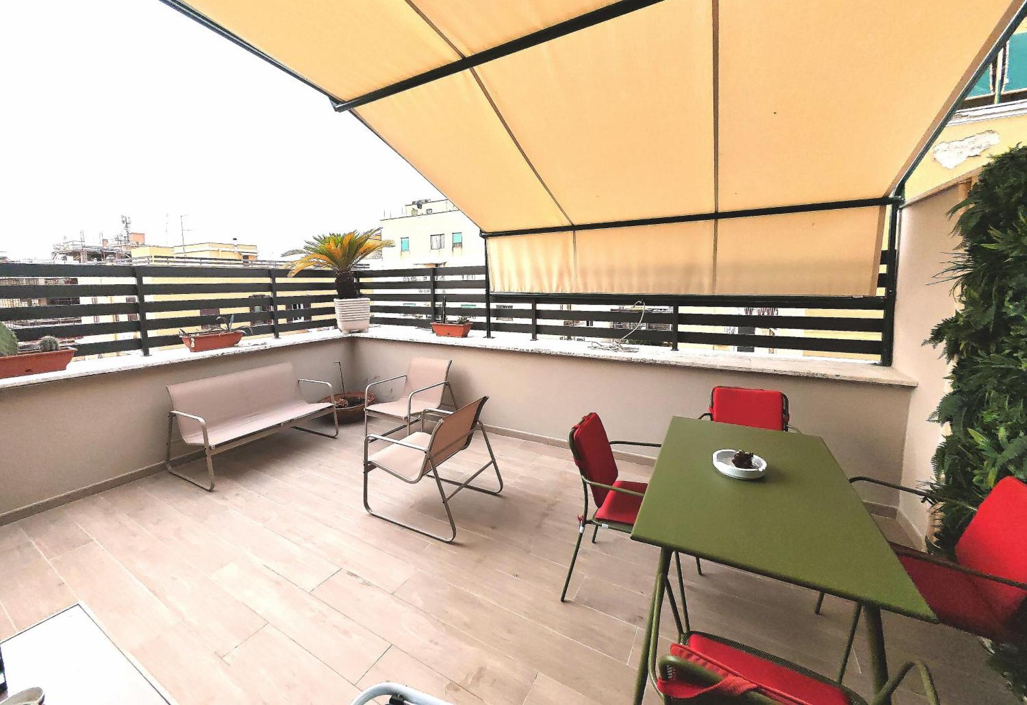 Ferienwohnung Attico Urbano Terrazza Su Roma Metro A Cornelia Exterior foto